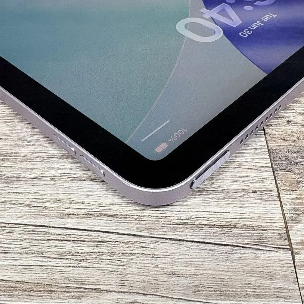 2025 Apple iPad Air 11-inch M3 Chip 256GB Wi-Fi Purple MCA64LL/A 100% Battery